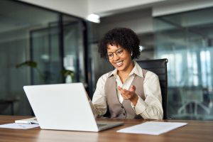 hr consultant on computer